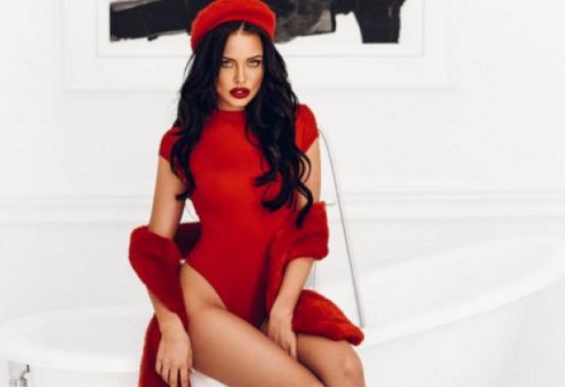mara teigen 6