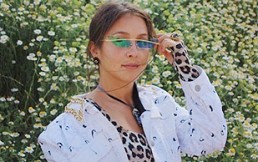 Denise Rosenthal publica foto selvática y al natural “ad portas” de nuevo lanzamiento