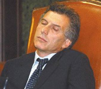 politicos durmiendo 21