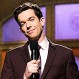 Humor negro: John Mulaney, el comediante que es investigado por los servicios secretos de EE.UU.