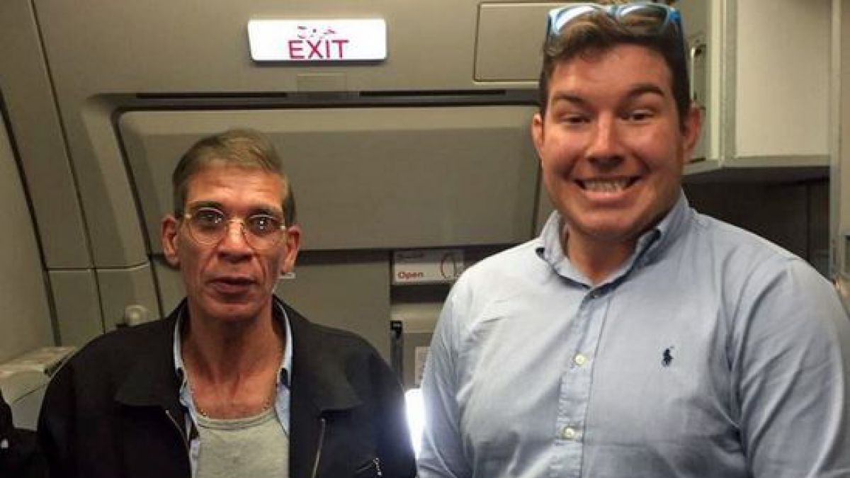selfie-egypt-air-1