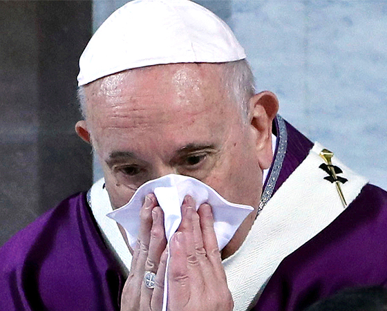 Para evitar posibles contagios el Papa Francisco debió suspender su agenda de visitas y viajes.