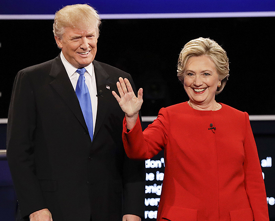 Trump hace cuatro años , y pese a que perdía en la mayoría de las encuestas, terminó ganando a Hillary Clinton.