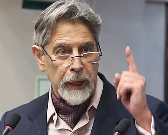 Sagasti tiene como misión principal pacificar al país.