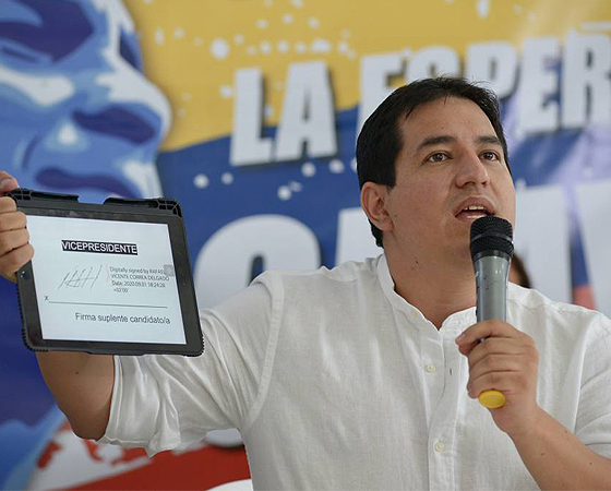 Andrés Arauz espera por Pérez o Lasso.