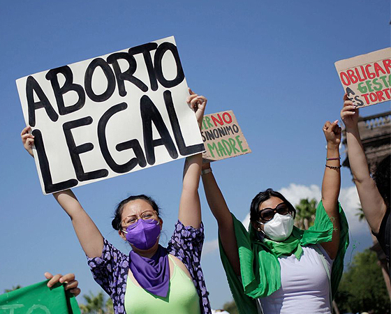 El 20 de julio de 2021 Veracruz se transformó en el cuarto estado en despenalizar el aborto en México hasta la semana 12 de gestación.