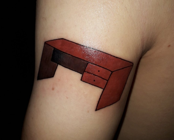 Hincha de River se tatuó un mueble