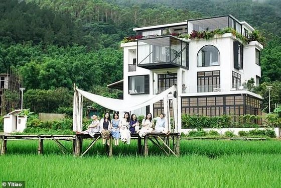 mansion 1