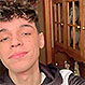 Foto: Joven es viral en redes sociales tras mostrar pulgar con inusual tamaño