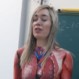 Una profesora encontró la forma más creativa para enseñar anatomía: Ella misma fue la modelo
