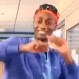 El doctor TikTok: Baila y graba entretenidos videos para generar conciencia en los jóvenes