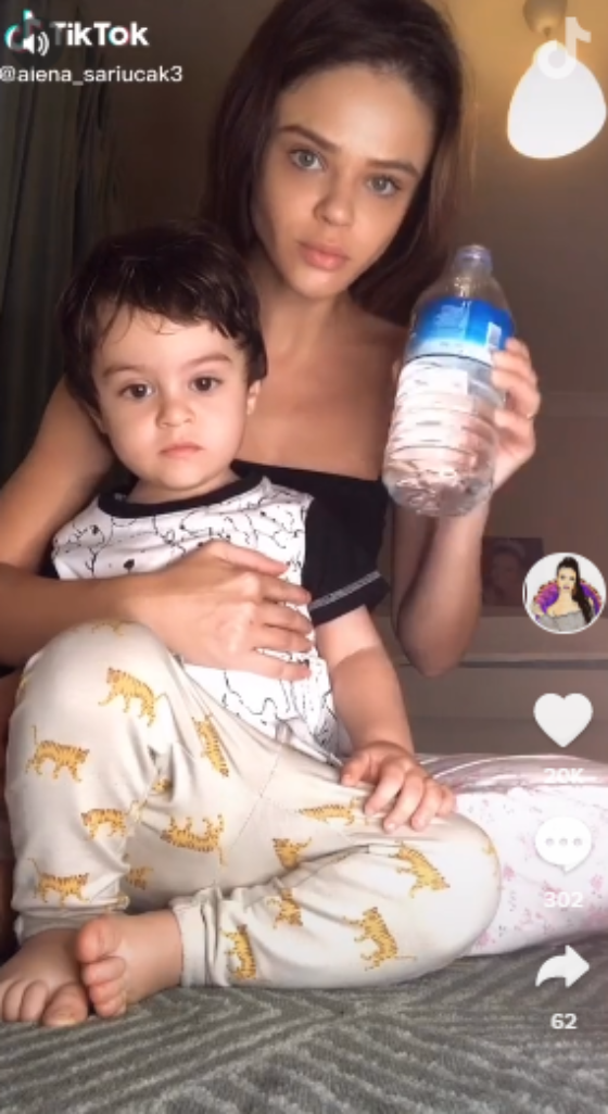 Reto viral divide a usuarios de Tik Tok.