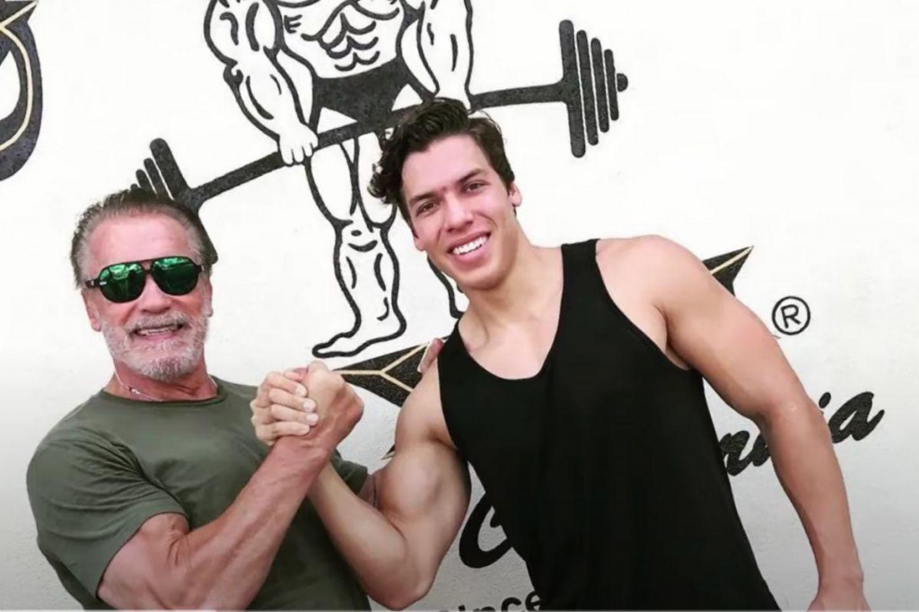 Joseph Baena El Famoso Hijo De Schwarzenegger Que Ha Seguido Sus Pasos