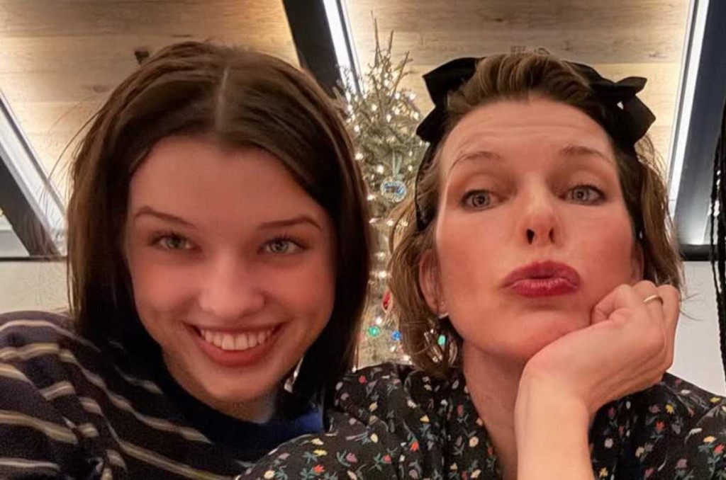 las-hijas-de-milla-jovovich-parecido-gemelas-6