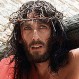 ¿Qué fue de Robert Powell, el recordado protagonista de “Jesús de Nazareth”? Así luce hoy