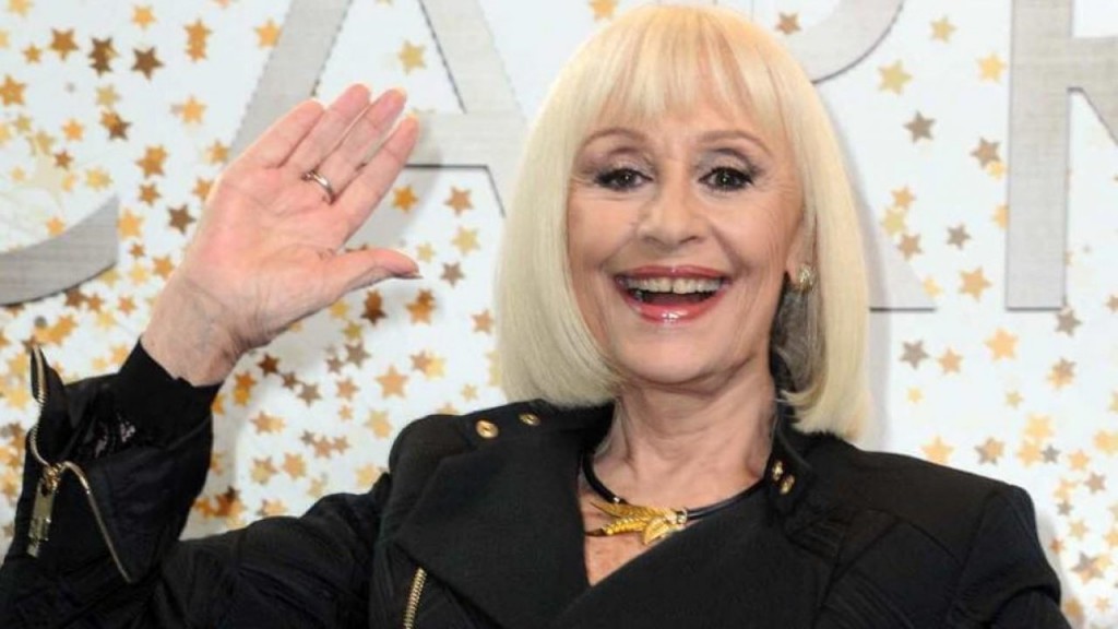 La legendaria artista y presentadora italiana Raffaella Carrá en la actualidad.