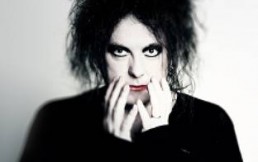 Las 30 mejores canciones de los años 80’, según Robert Smith, el líder de The Cure