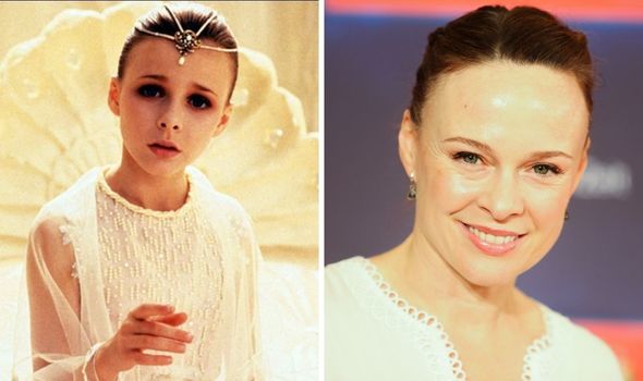 Tami-Stronach-as-The-Childlike-Empress-2818745