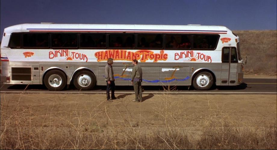 dumb and dumber bus scene