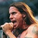 Anthony Kiedis: Las sórdidas y oscuras revelaciones de su juventud y la vida con su padre