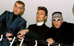 “Hallo Spaceboy”: La canción que juntó a David Bowie y los Pet Shop Boys