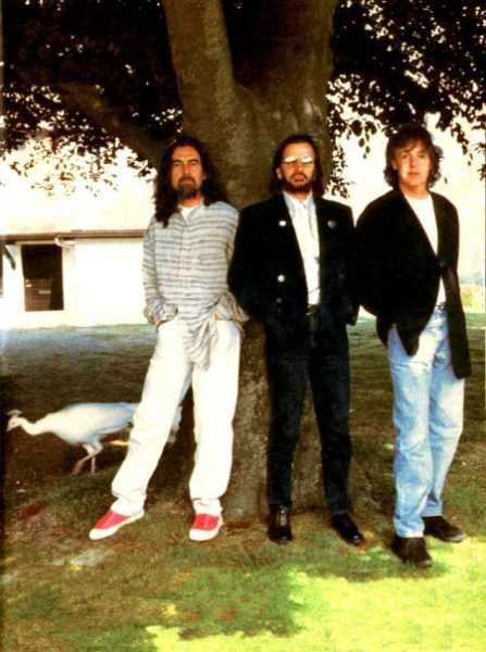 George Harrison, Ringo Starr y Paul McCartney en 1995.