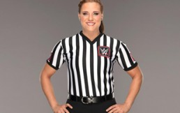 Jessika Carr se transforma en la primera árbitro en llegar al elenco principal de la WWE