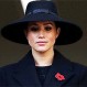 Lujoso abrigo de Meghan Markle le cuesta duras críticas a diseñadora Stella McCartney: Presumió cuando no debía