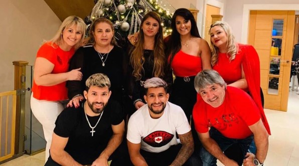 kun-aguero-penthouse2