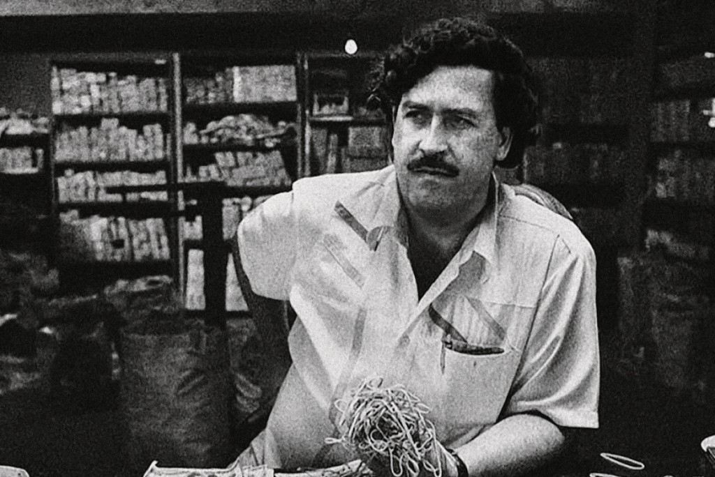 pablo-escobar-mansion11