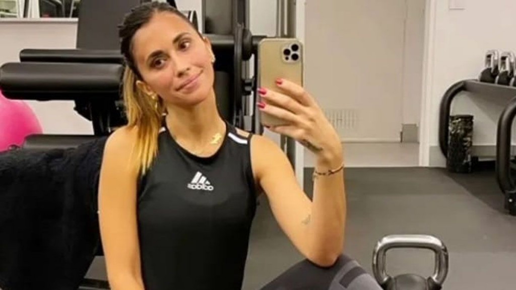 Antonella-Roccuzzo-messi