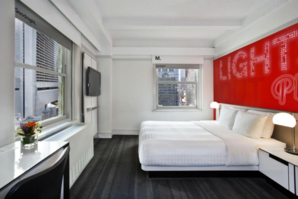 Hotel-Row-nyc-inmigrantes8