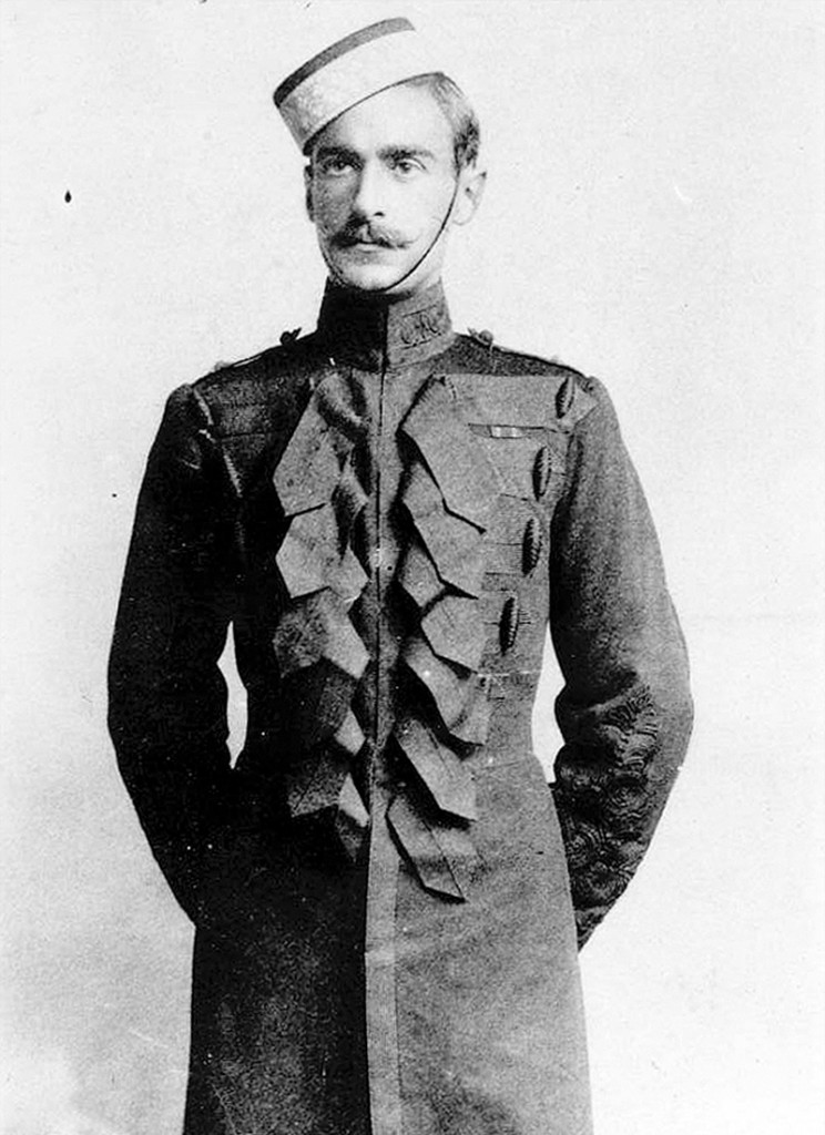 Sir Adrian Paul Ghislain Carton de Wiart en sus inicios de su carrera militar, antes de perder un ojo y su mano izquierda.