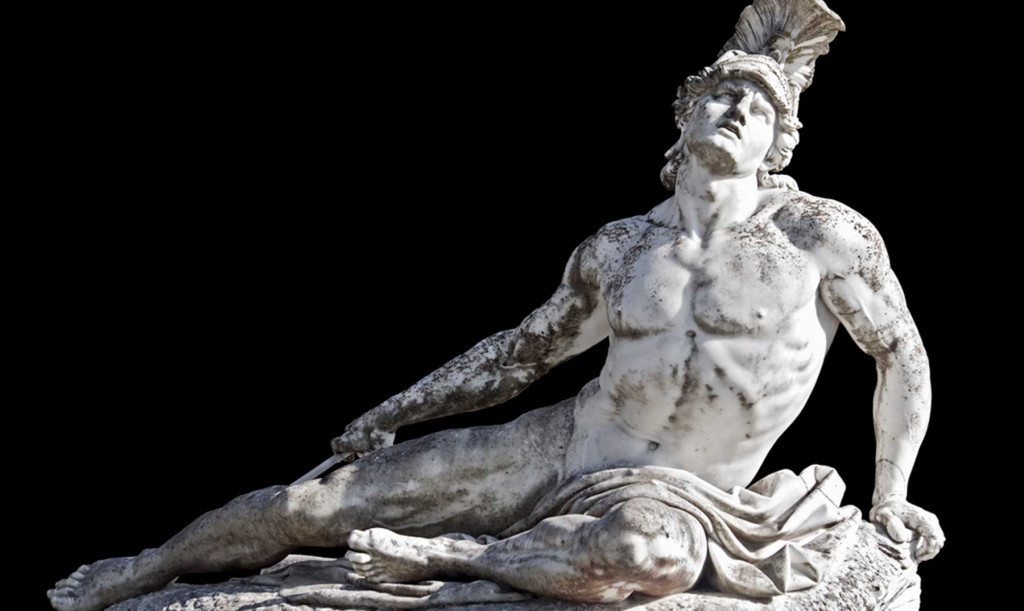 Escultura que muestra la muerte de Aquiles.