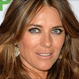 Elizabeth Hurley luce espectacular a sus 51 años en bikini de su propia colección