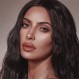 Kim Kardashian opaca a una novia con un vestido que la puso al centro de todos