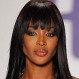 Naomi Campbell responde a rumores de embarazo posando en bikini a sus 48 años