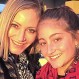 Hija de Marcela Vacarezza y Rafa Araneda ya destaca como influencer a sus 15 años: “Flo” se asesora con su madre