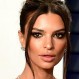 Emily Ratajkowski revolucionó Nueva York con este vestido blanco: Modelo fue paparazzeada en plena calle