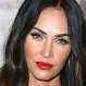 Megan Fox luce una propuesta otoñal mientras camina por las calles de Los Ángeles