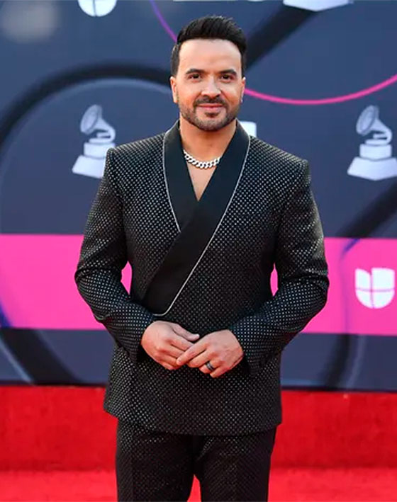 grammy-2022-alfombra-roja-6