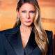 Melania Trump se llenó de elogios con un look primaveral inspirado en la década de los 50