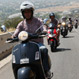 ¿Viajar pegados en caravanas de motos? ¡¡¡Jamás!!!