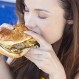 ¿Cómo calmar la ansiedad por comer que generan los tiempos de crisis?
