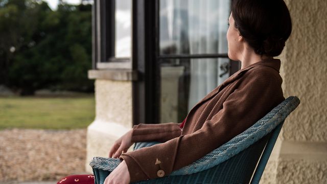 mrs-pretty-on-patio