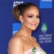 Jennifer López empezó el año con un vestido del que todos hablaron: Estas son las fotos