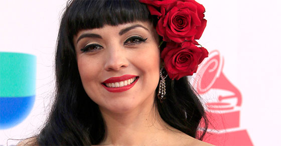 mon-laferte-1