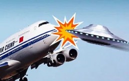 Avión comercial tuvo que aterrizar de emergencia tras impactar con un objeto no identificado