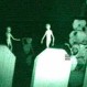 Google Street View muestra una extraña imagen debajo de un puente: Algunos ven un extraterrestre