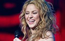 Shakira es reprobada por tenida que usó para ir a buscar al colegio a sus hijos